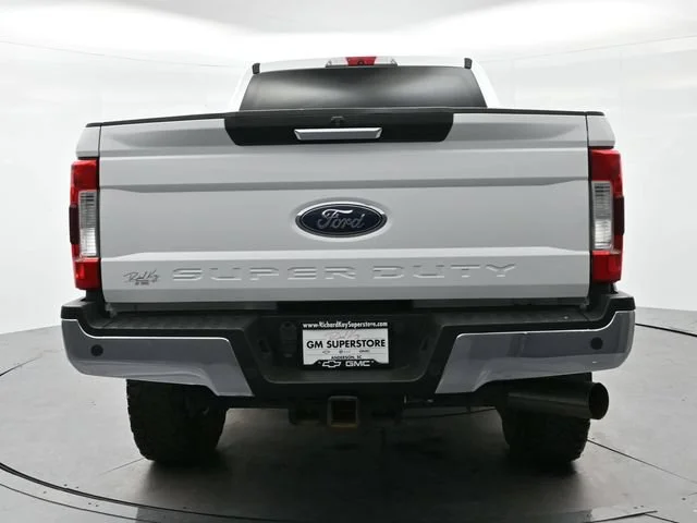 Used 2018 White Ford XL image 6