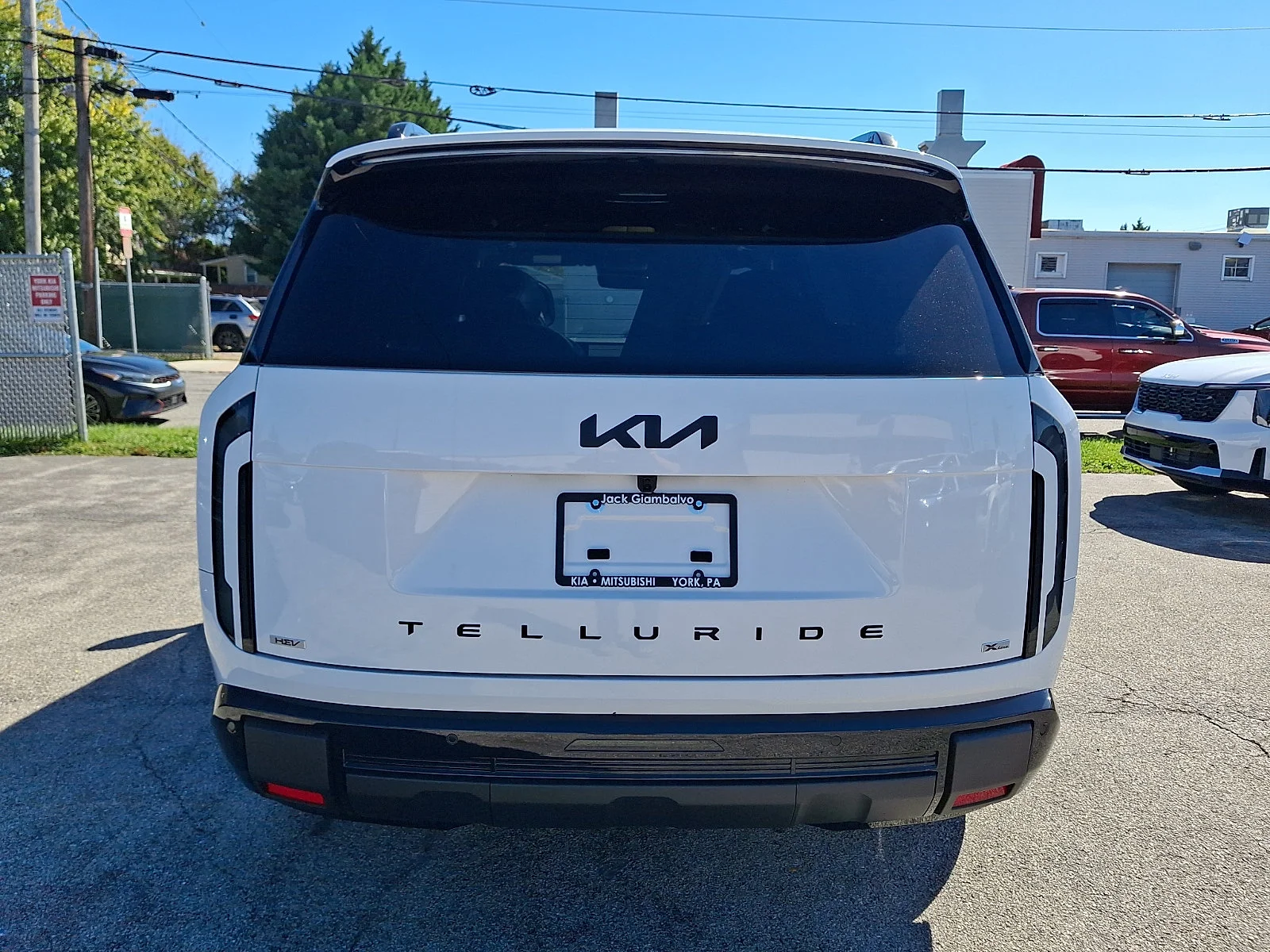 New 2027 White Kia X-Line SX image 6