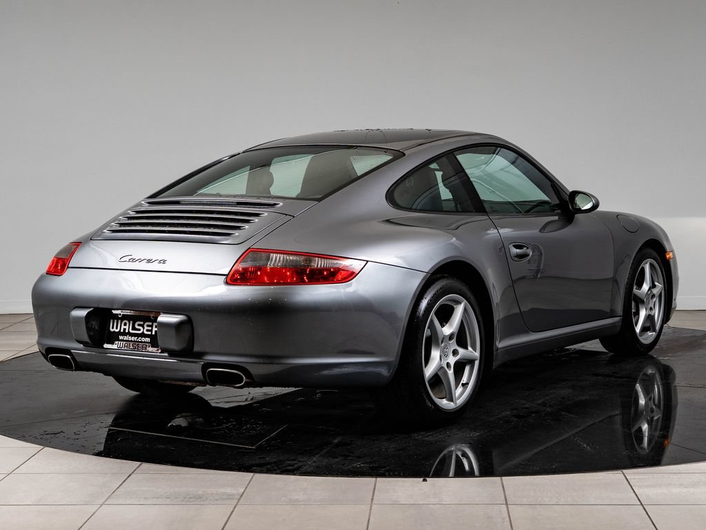 Used 2005 Seal Grey Porsche Carrera image 8