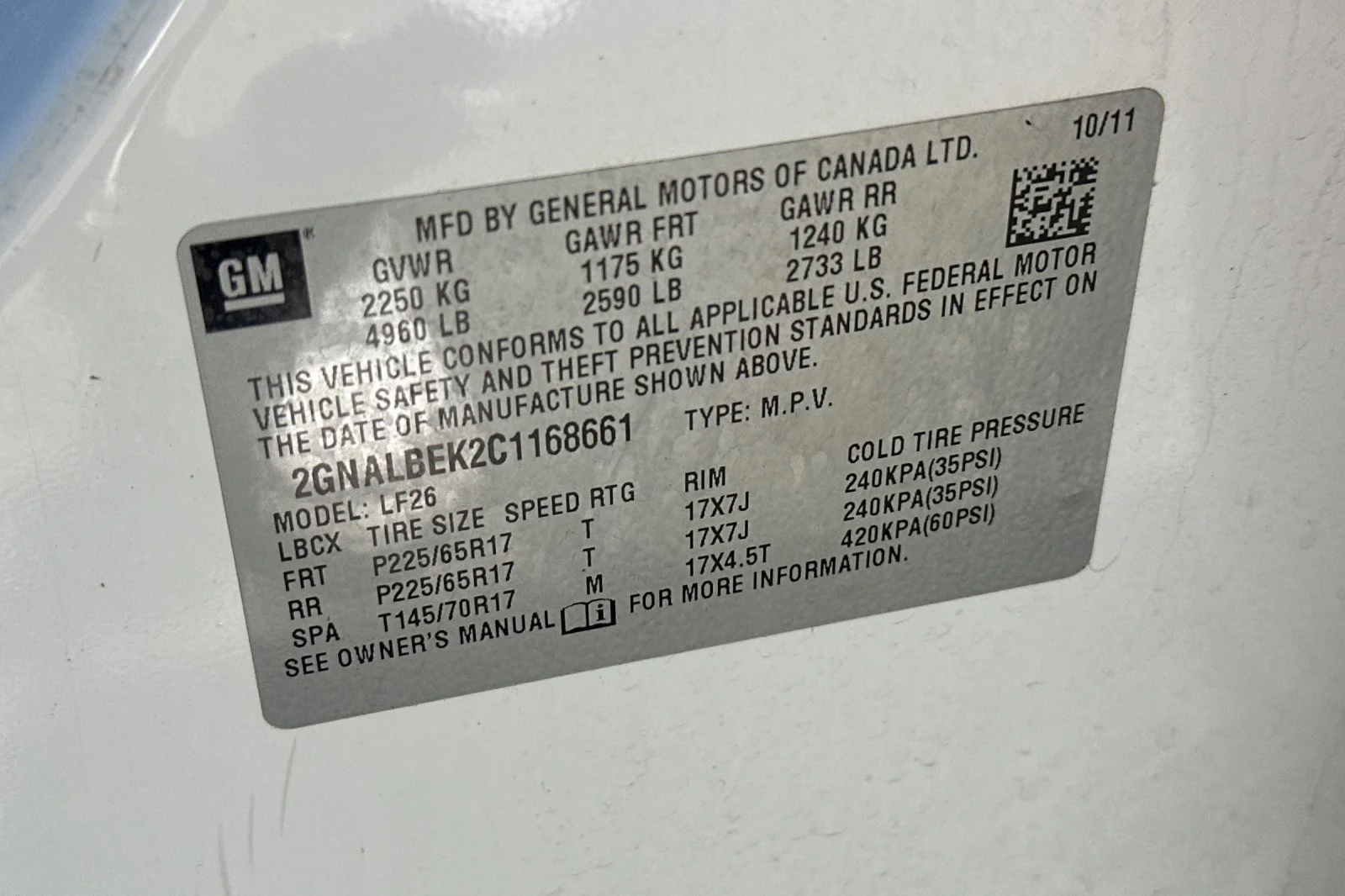 Used 2012 Summit White Chevrolet LS image 27