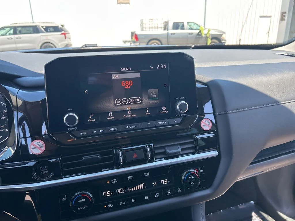 Used 2025 Gray Nissan SV image 15