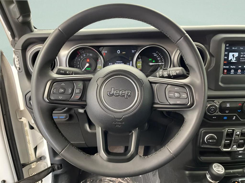 2023 Jeep Wrangler 4xe Willys 4XE - Photo 6