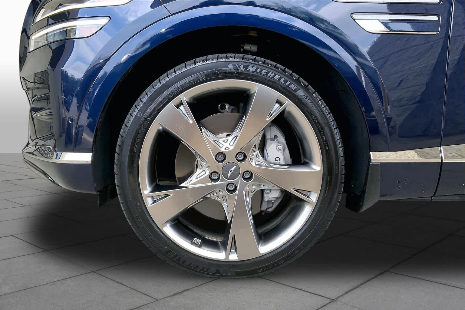 Used 2022 Adriatic Blue Genesis  image 11