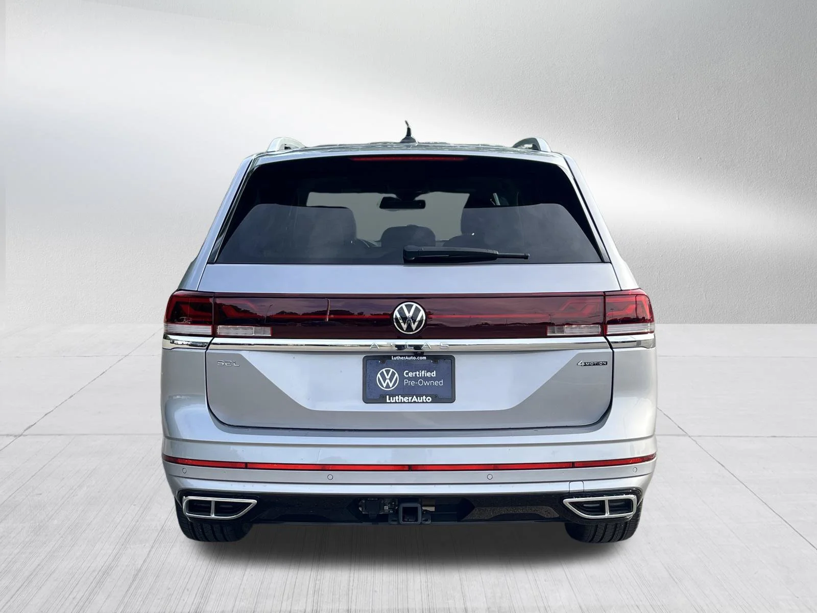Used 2024 Silver Mist Metallic Volkswagen 2.0T SEL Premium R-Line image 6