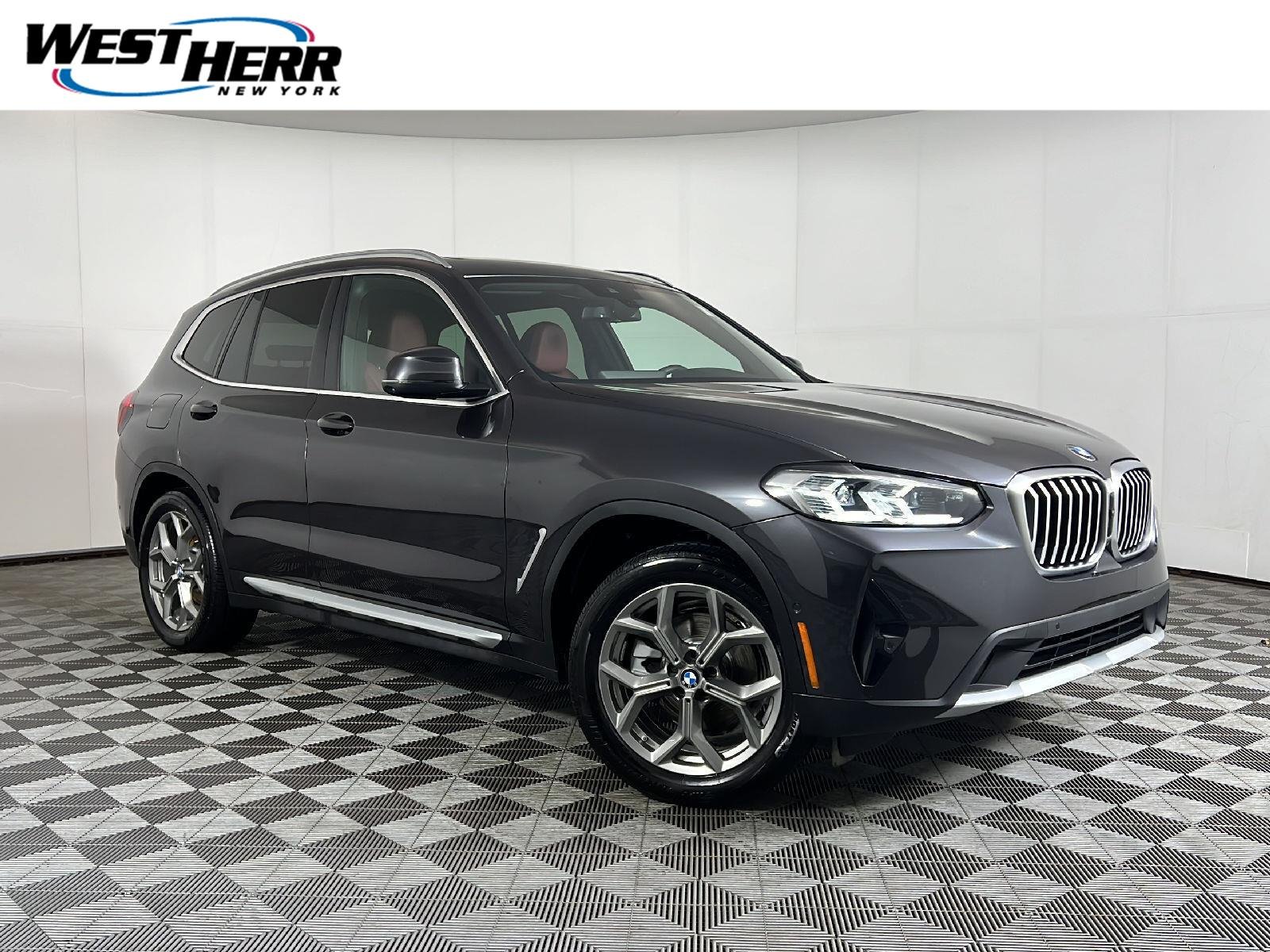 Used 2023 Dark Graphite Metallic BMW xDrive30i image 1