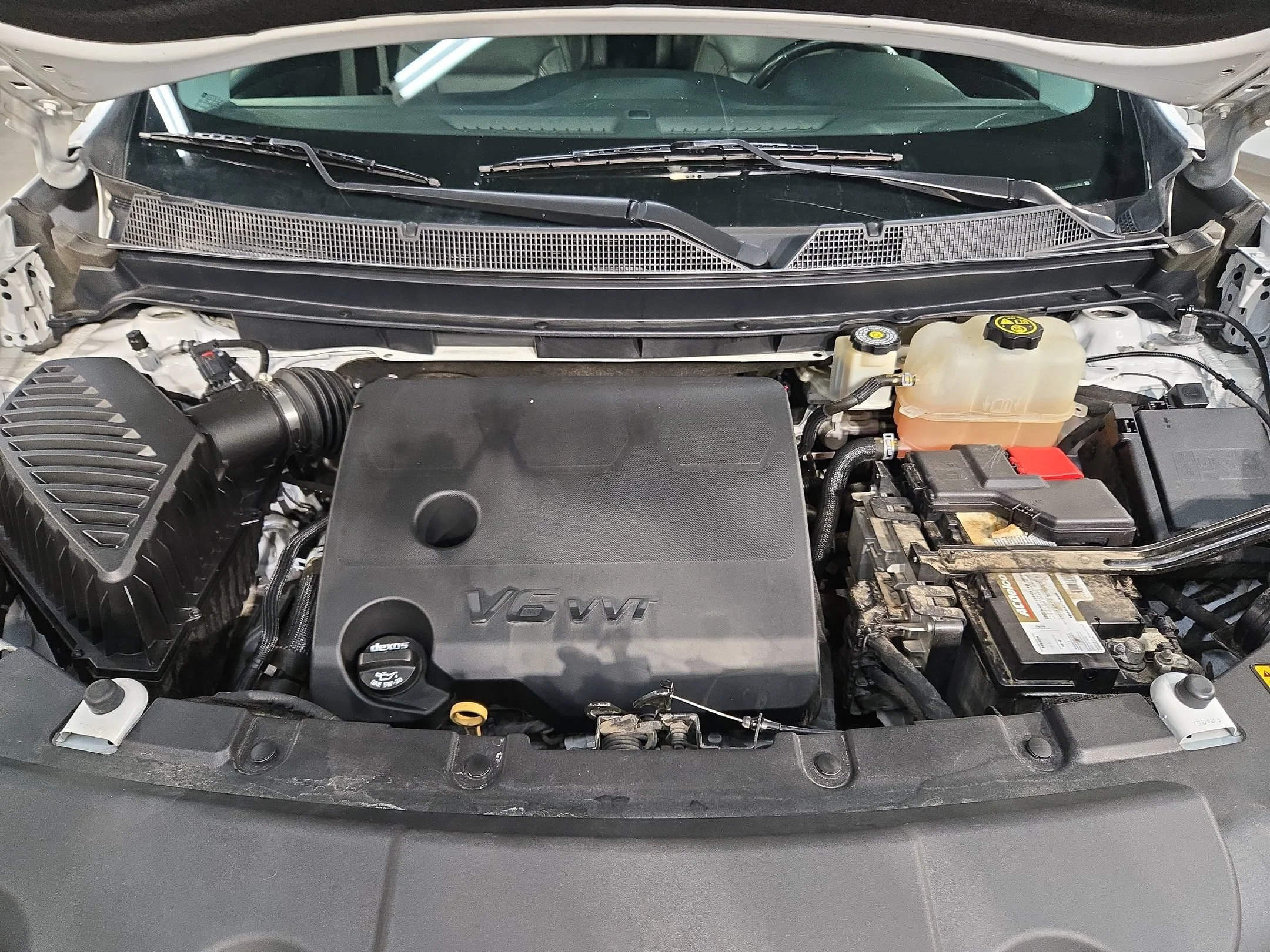 Used 2019 Summit White Chevrolet Premier image 19
