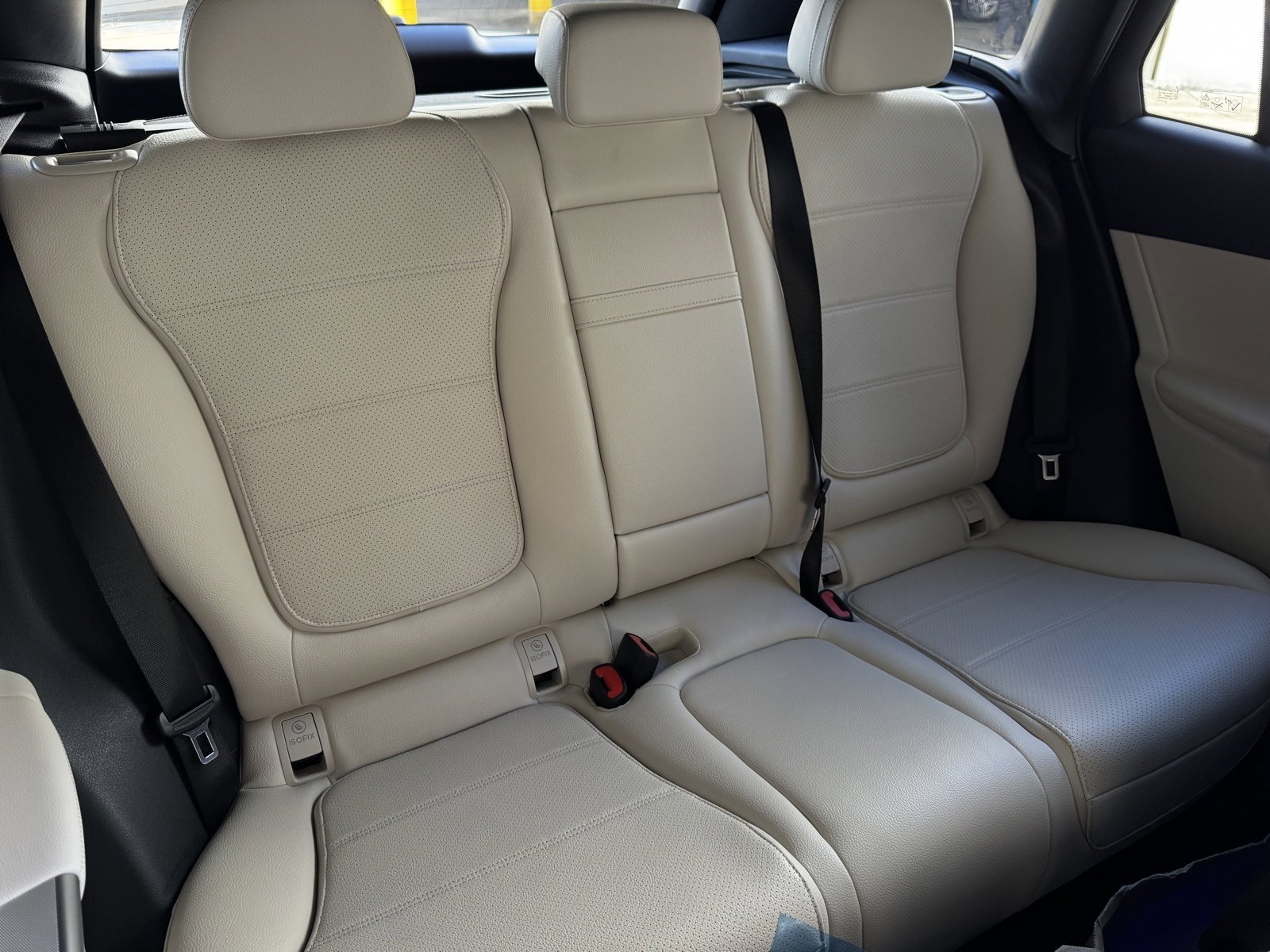 New 2026 Cirrus Silver Metallic Mercedes-Benz GLC 300 image 41