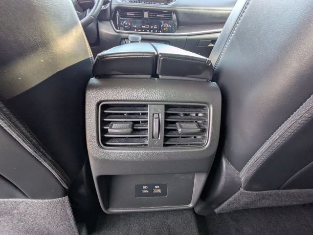 Used 2023 Pearl White Nissan Platinum image 28