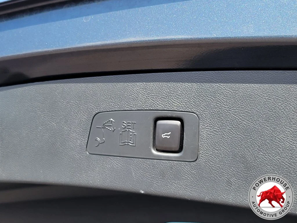 Used 2021 Blue Lincoln Reserve image 14