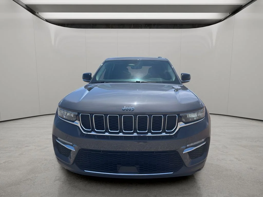 Used 2022 Baltic Gray Metallic Clearcoat Jeep 4xe image 8