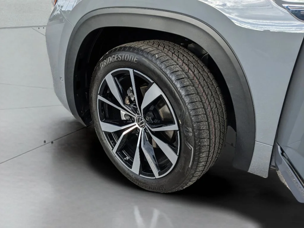 2026 Volkswagen Atlas Cross Sport SEL Premium R-LINE - Photo 30