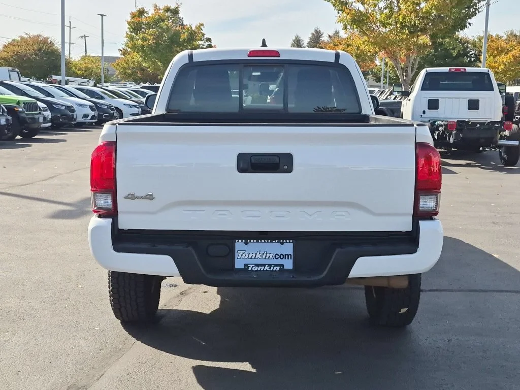 Used 2021 Super White Toyota SR image 5