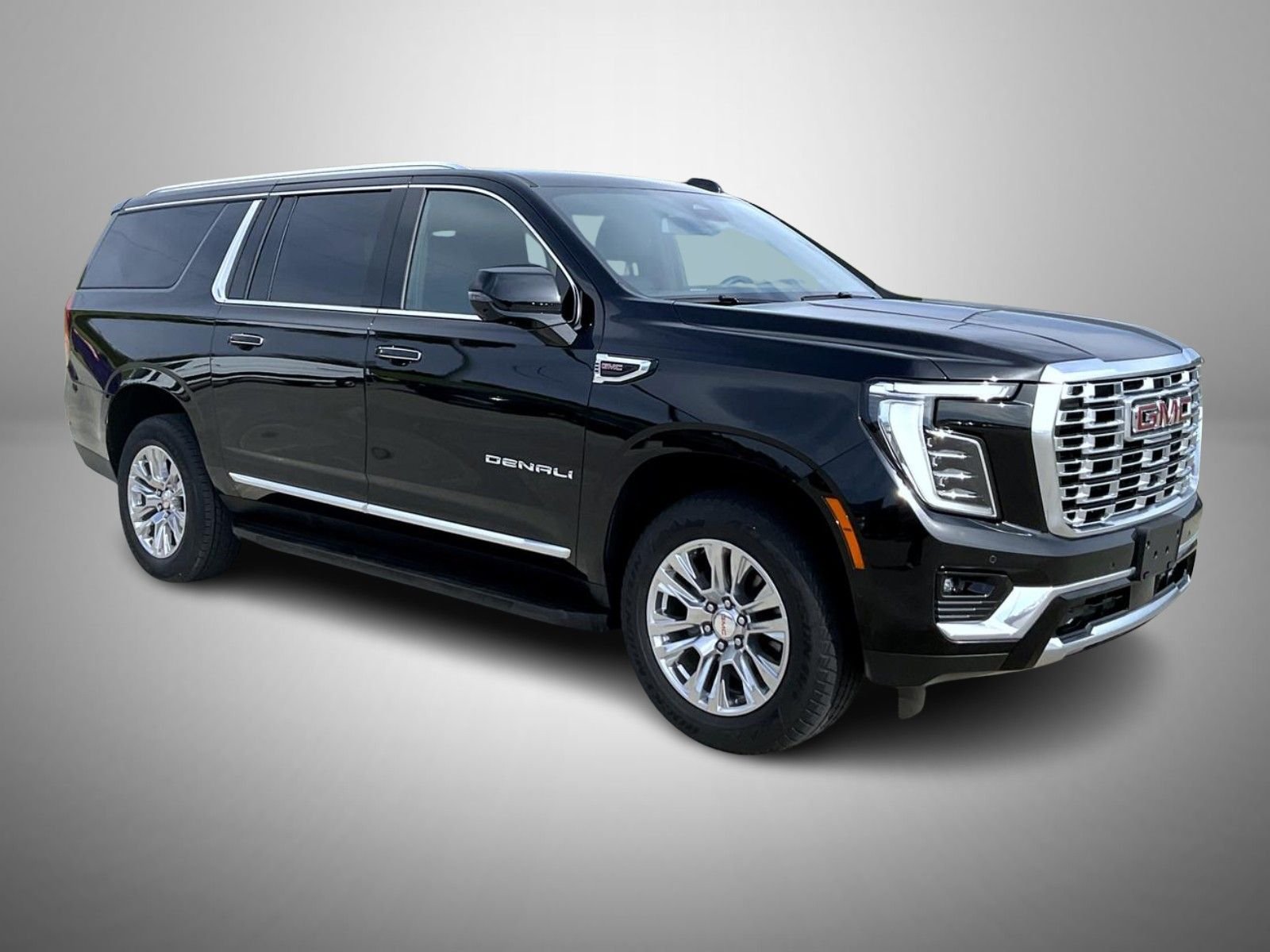 Used 2025 Black GMC Denali image 3
