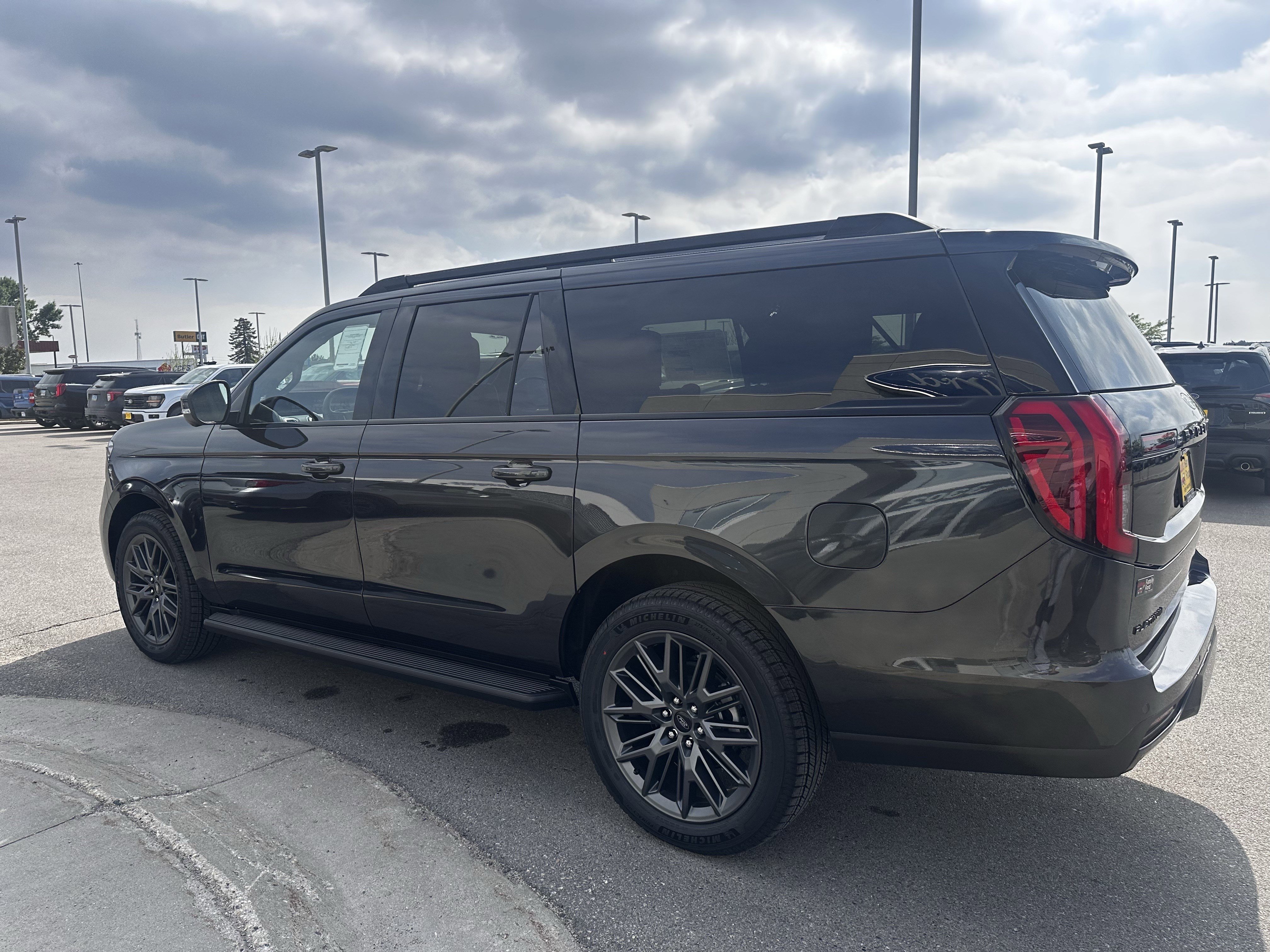 New 2026 Dark Matter Gray Metallic Ford Platinum image 3
