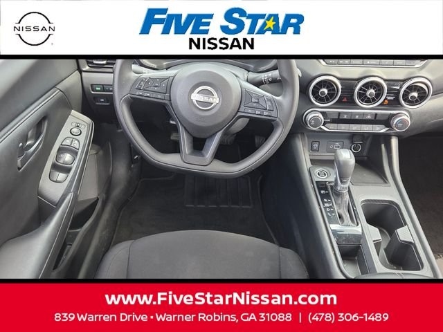 Used 2025 Gray Nissan S image 7
