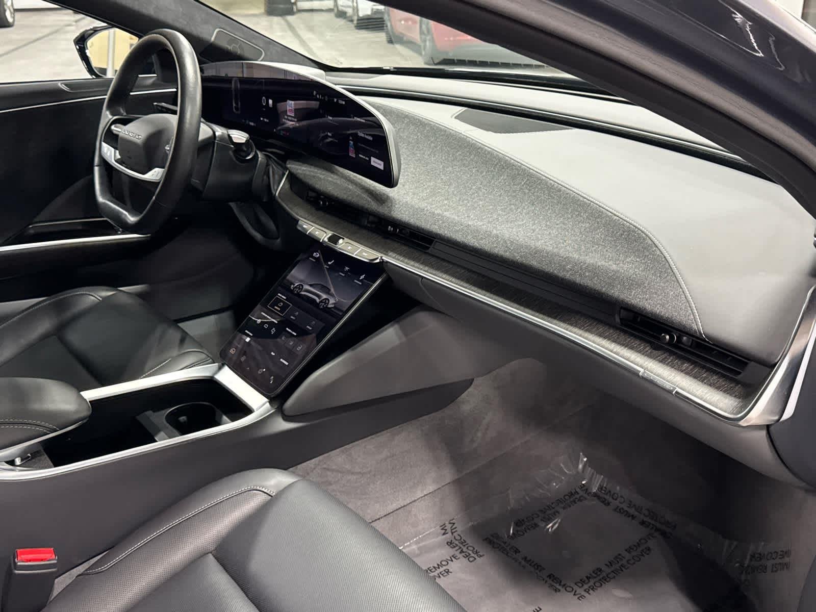 2024 Lucid Air Touring - Photo 17