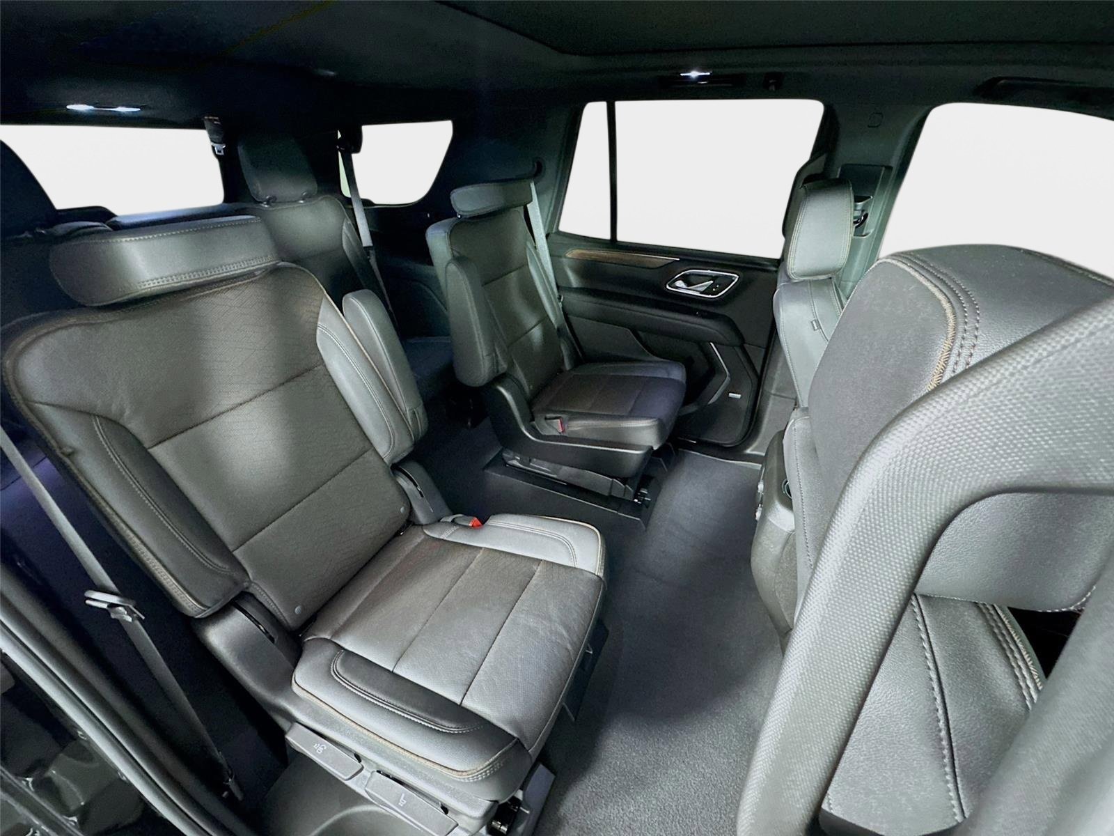 Used 2023 Black Chevrolet High Country image 30