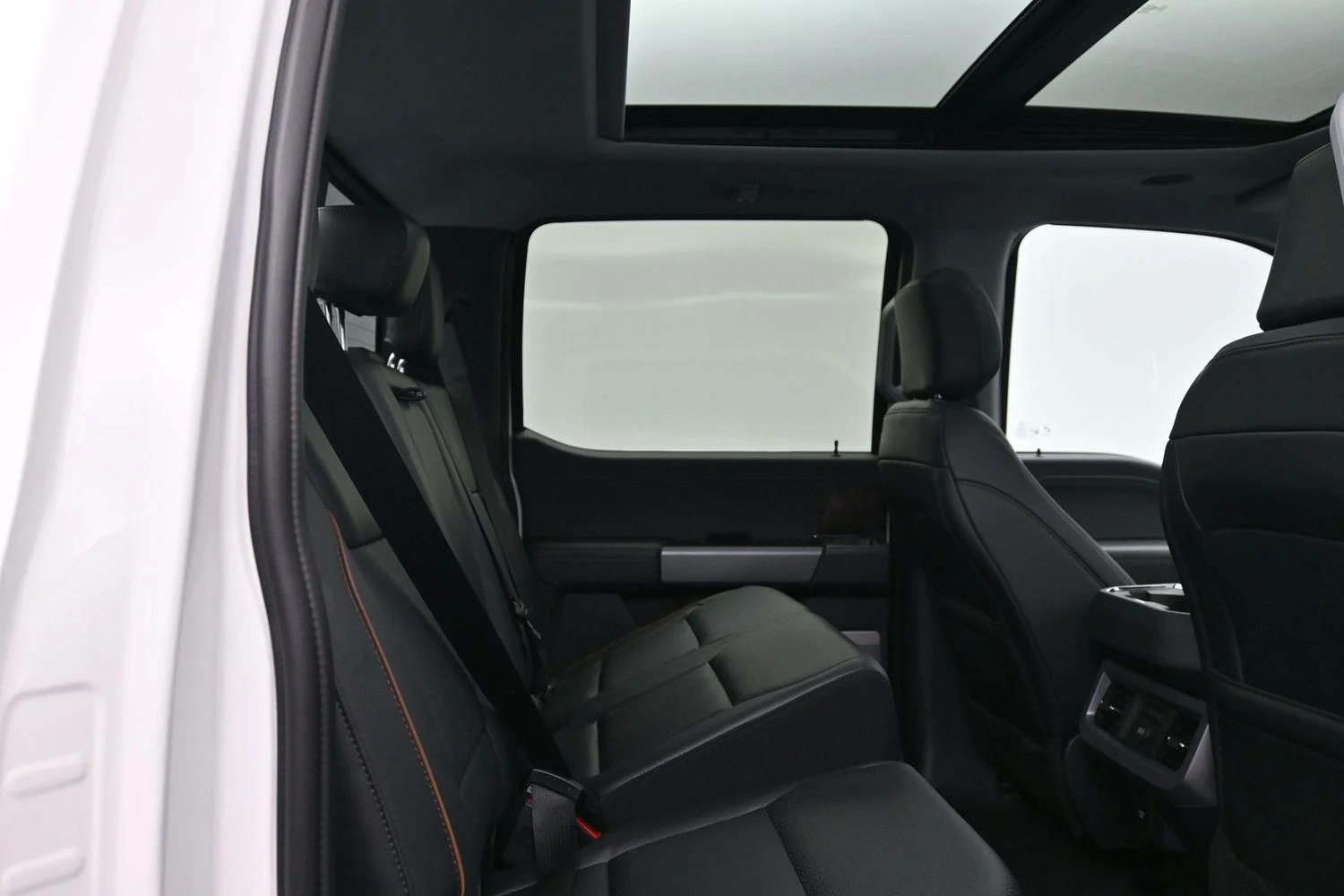 2026 Ford F-350 Super Duty Lariat - Photo 15