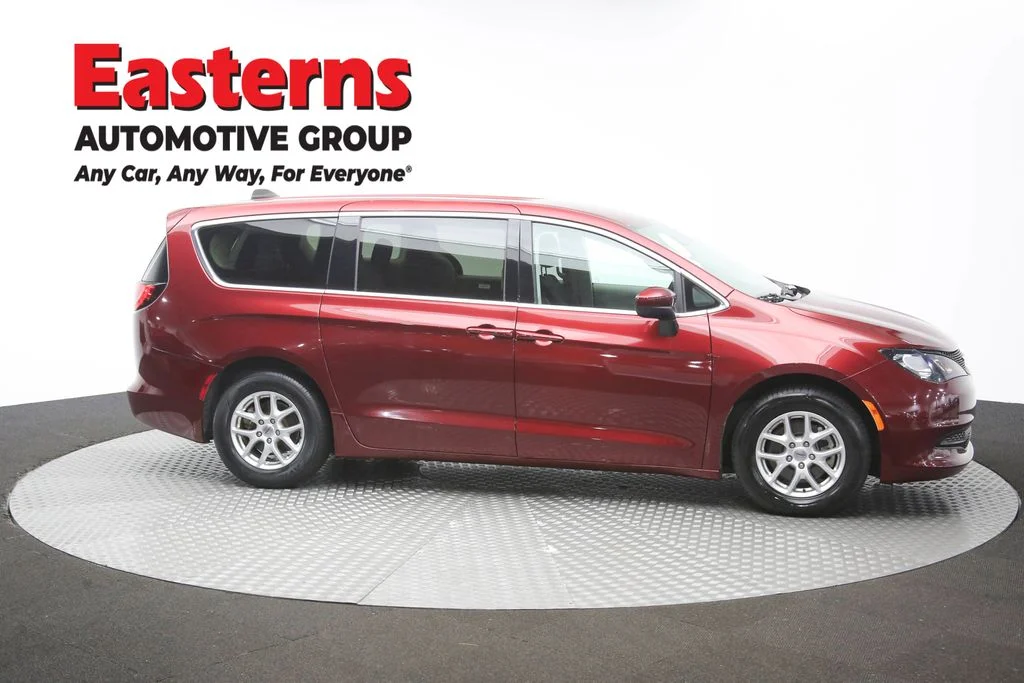 Used 2023 Red Chrysler LX image 42