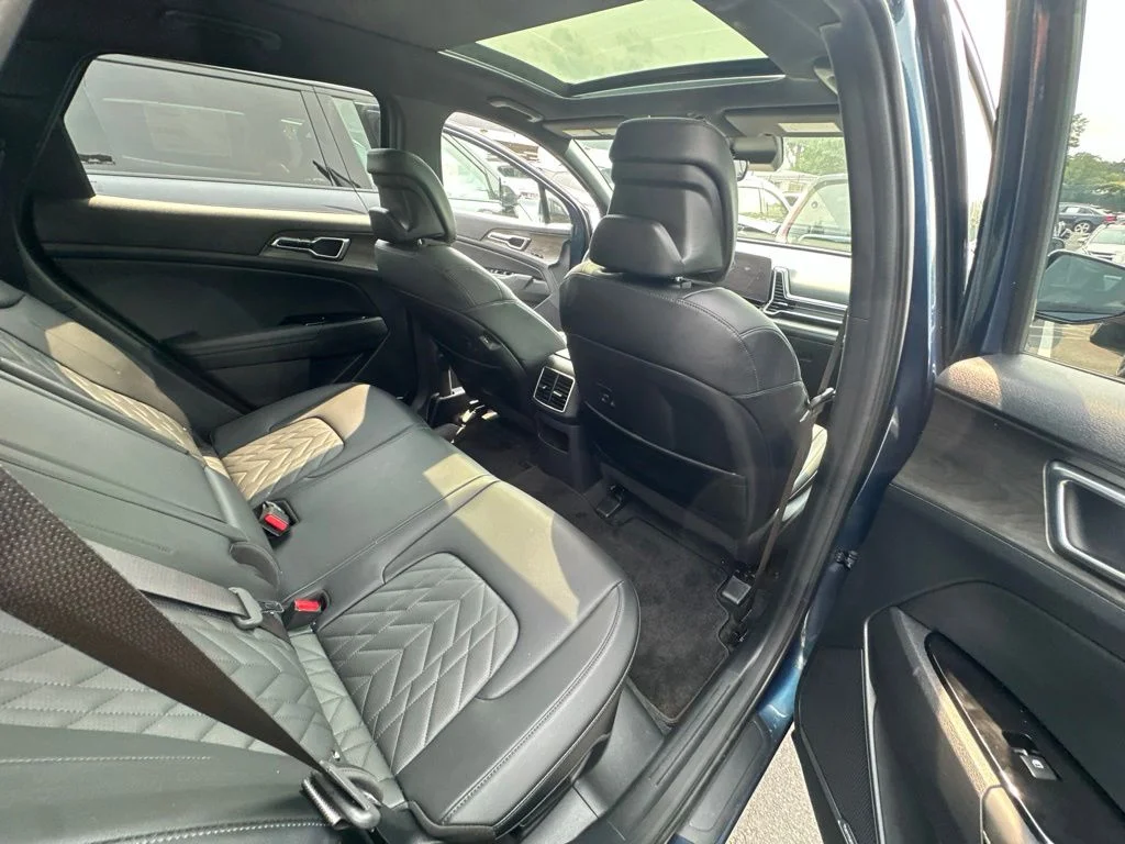 Used 2024 Blue Kia X-Line Prestige image 29