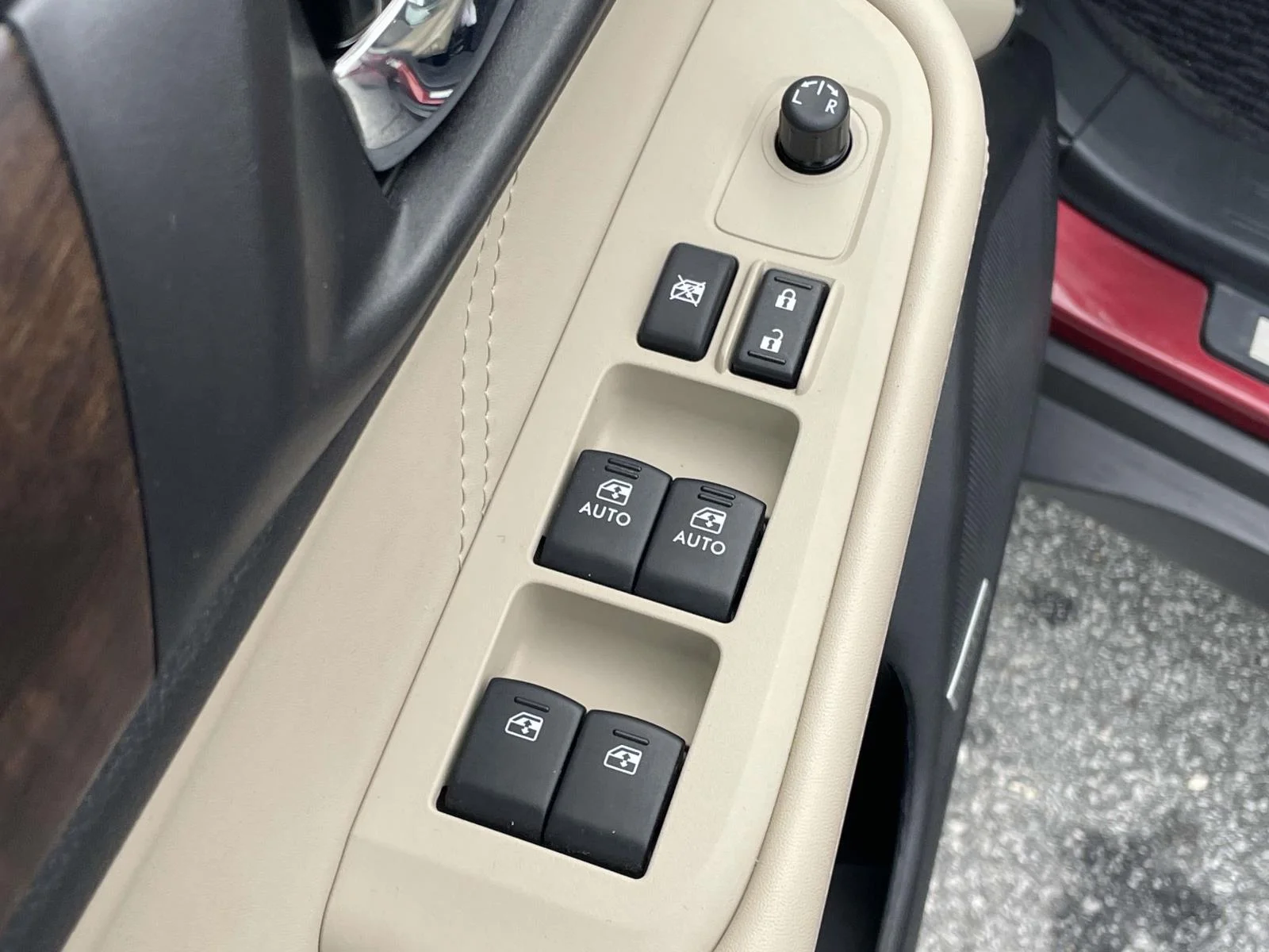 Used 2019 Crimson Red Pearl Subaru Limited image 6