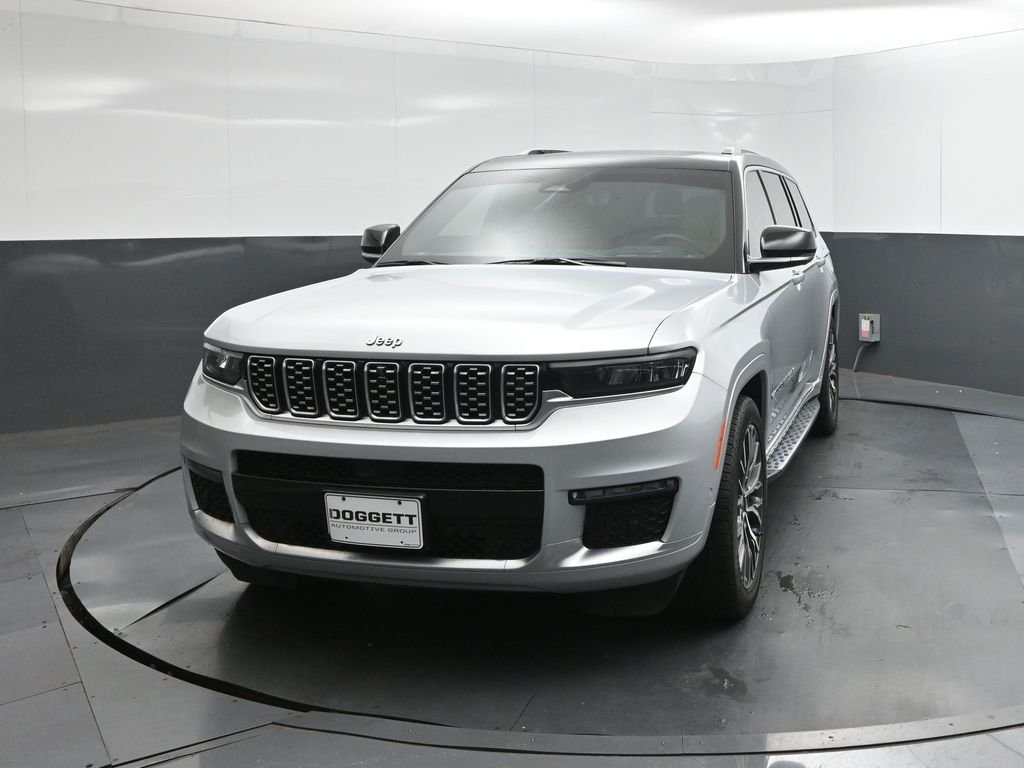 Used 2022 Silver Jeep Summit image 22