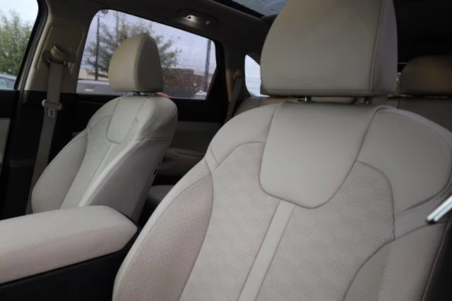 Used 2025 Gray Kia S image 21
