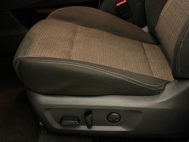 Used 2023 Pearl White Tricoat Nissan SV image 19