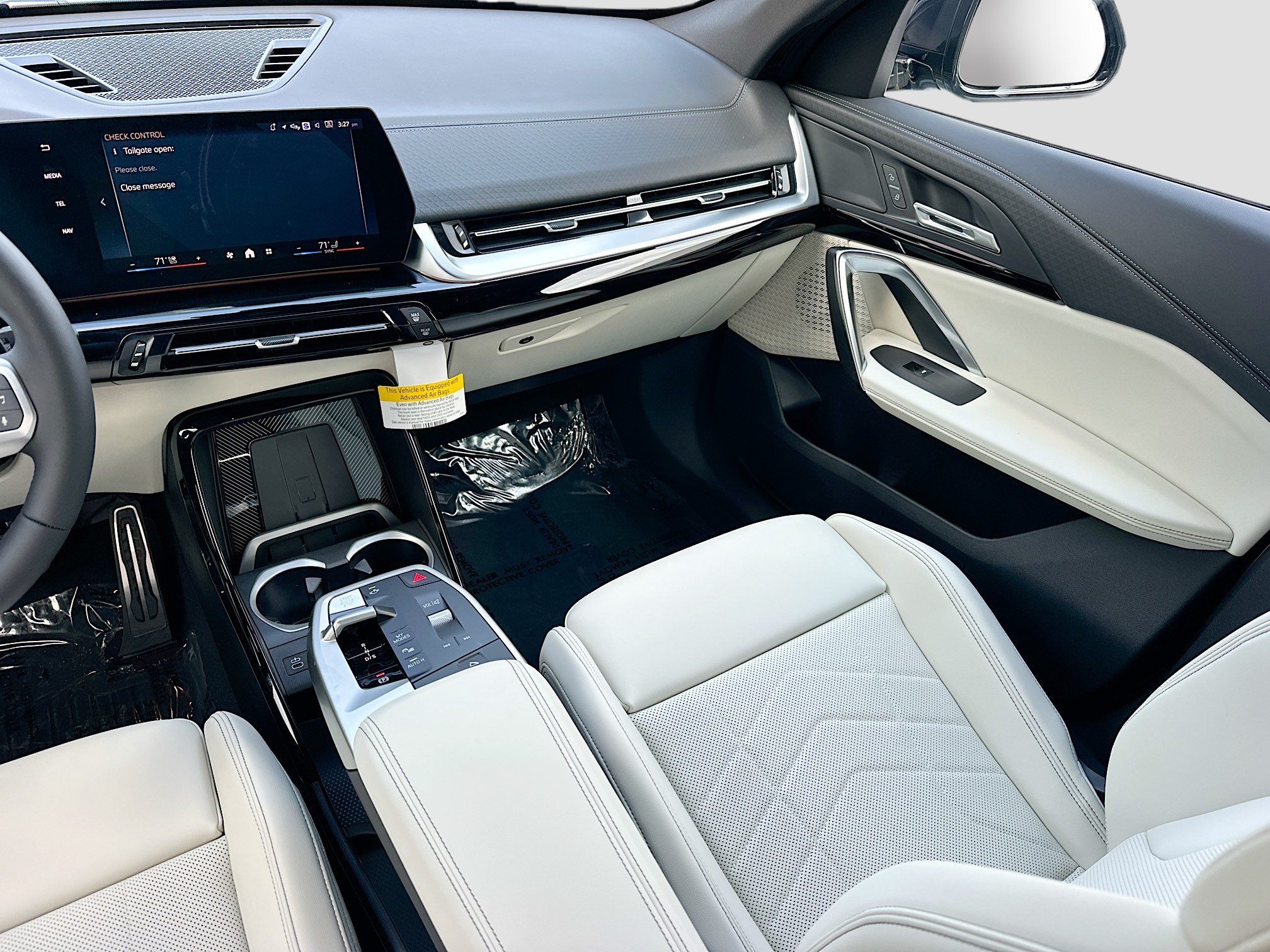 New 2026 Storm Bay Metallic BMW xDrive28i image 17