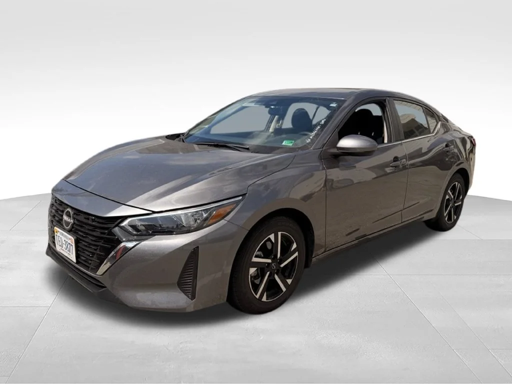 Used 2025 Gray Nissan SV image 2