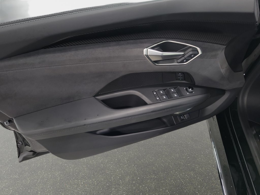 Used 2025 Black Audi Premium Plus image 26