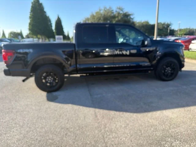 Used 2024 Black Ford XLT image 4