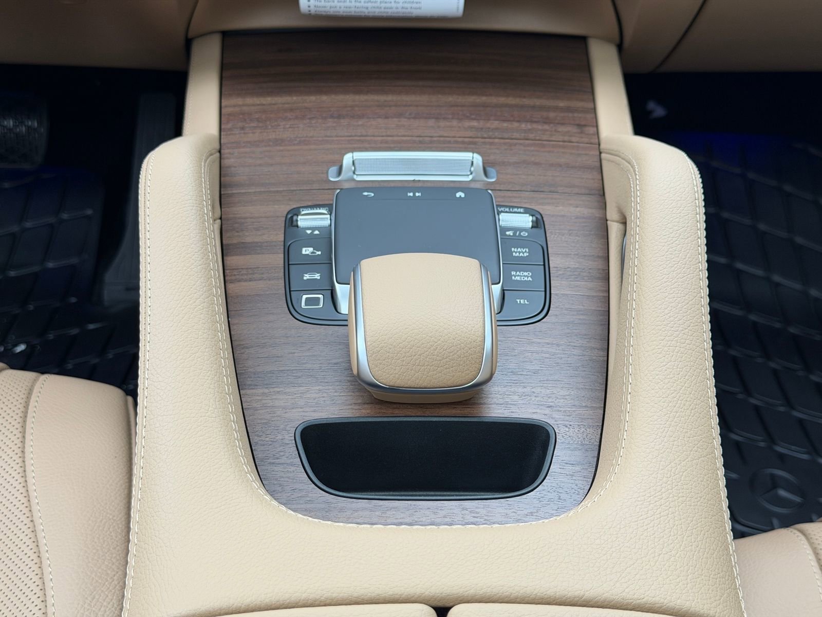 New 2026 Polar White Mercedes-Benz GLE 450 image 47