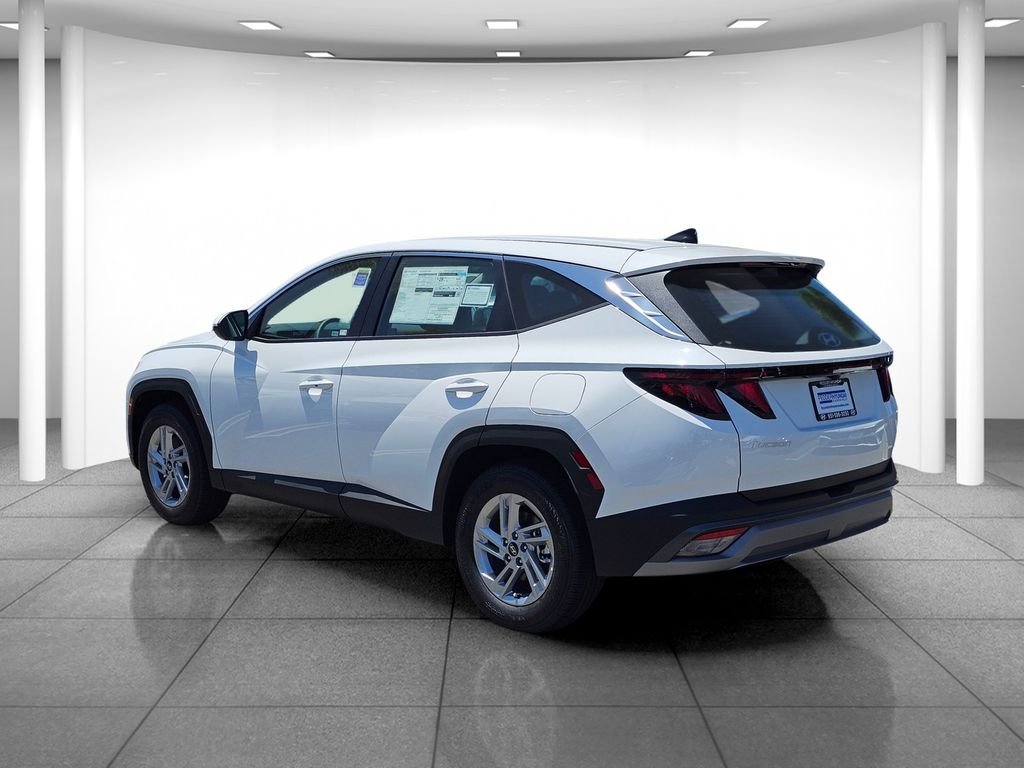 New 2026 White Hyundai SE image 4