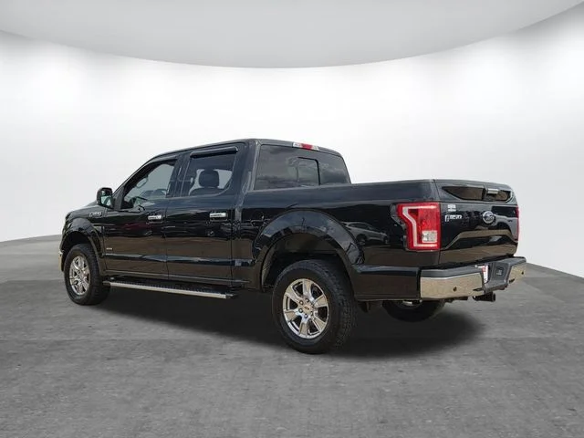 Used 2015 Tuxedo Black Metallic Ford XLT image 6