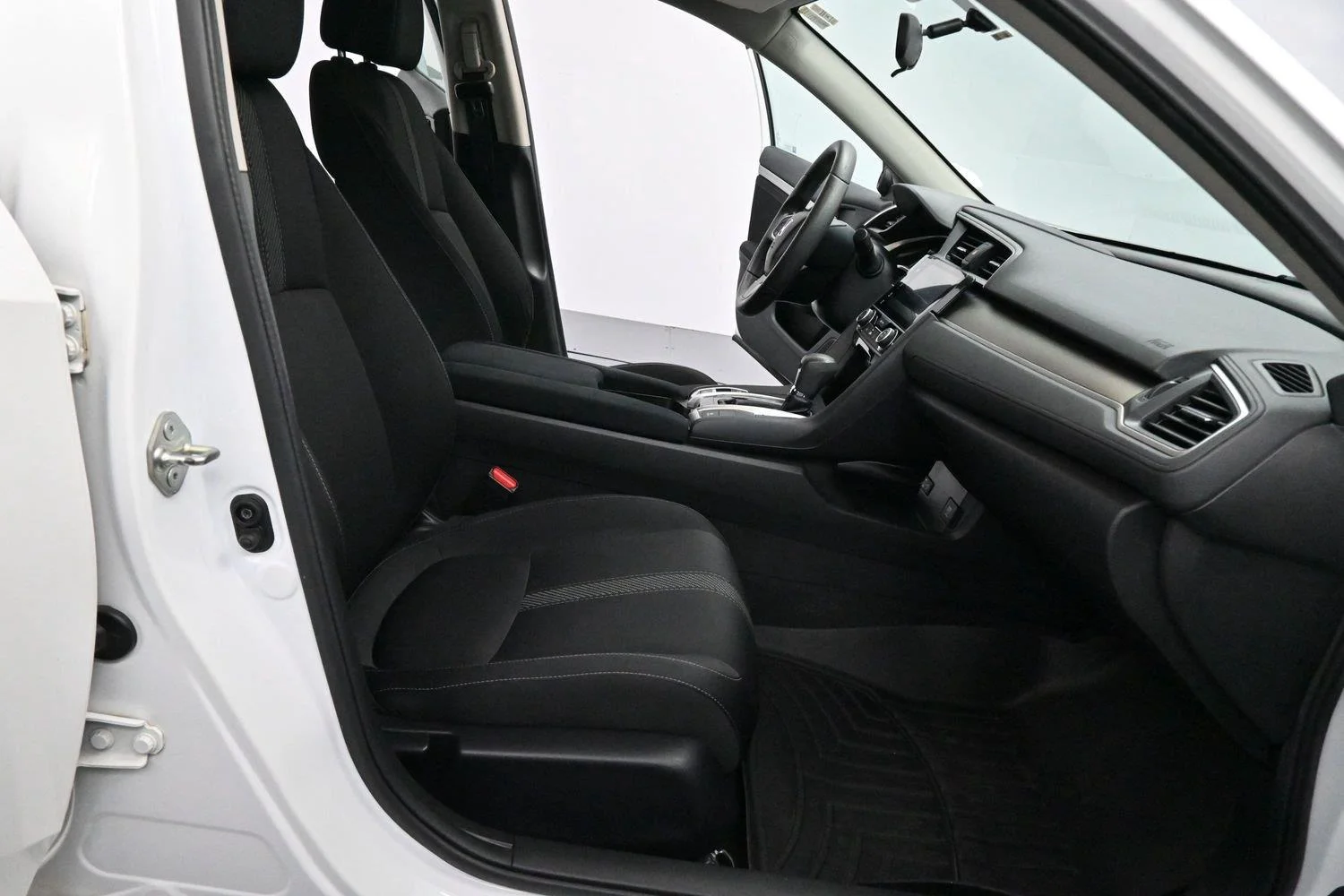 Used 2017 White Orchid Pearl Honda EX-T image 25