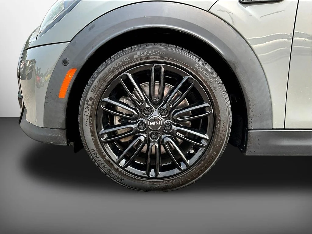 Used 2023 Gray Metallic MINI Base image 32