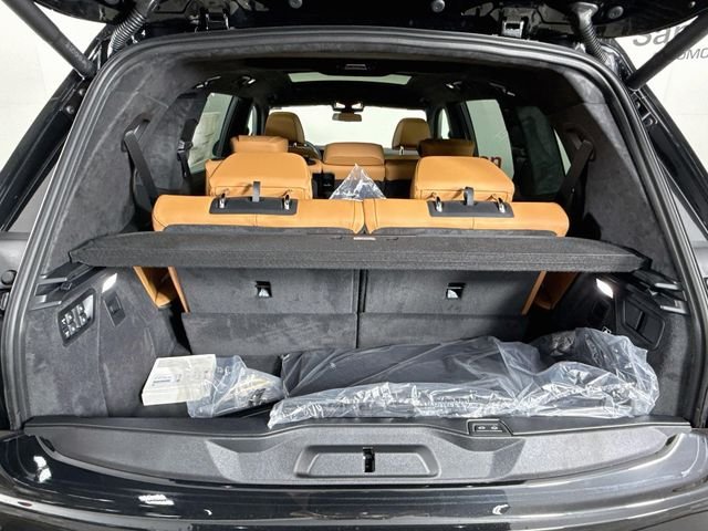 New 2027 Black Sapphire Metallic BMW xDrive40i image 28