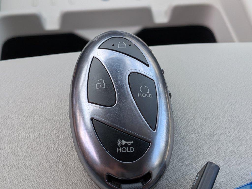 New 2027 White Hyundai Limited FWD image 35