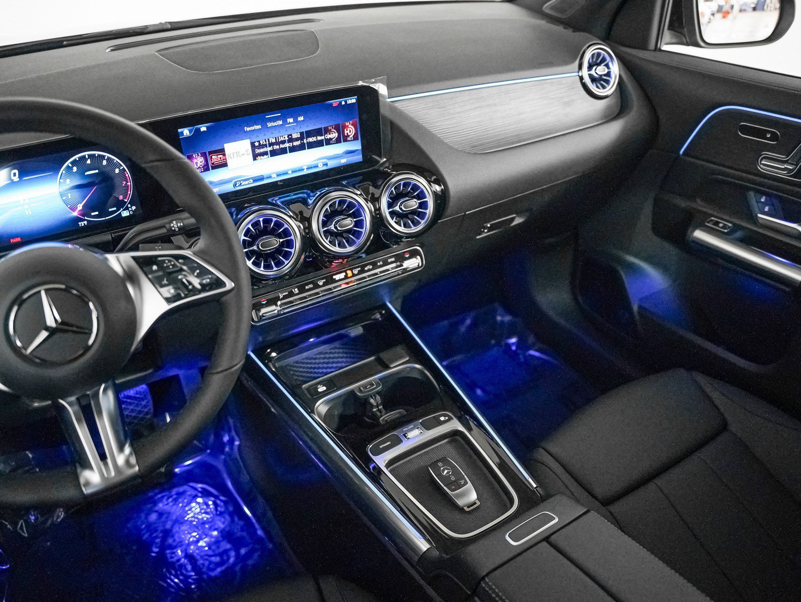 New 2026 Night Black Mercedes-Benz GLA 250 image 17