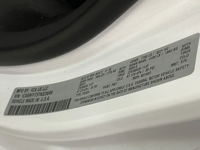 New 2026 Bright White Clear-Coat Exterior Paint RAM Big Horn/Lone Star image 42