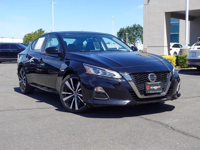 Used 2021 Black Nissan 2.5 SR image 2