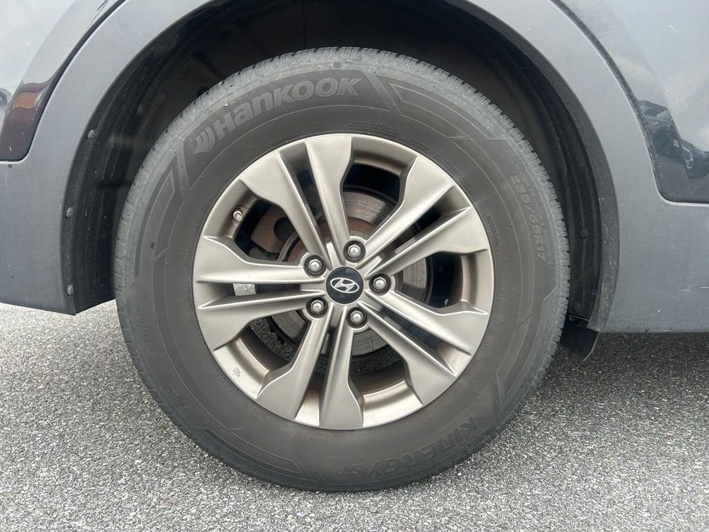 Used 2016 Twilight Black Hyundai 2.4 Base image 32