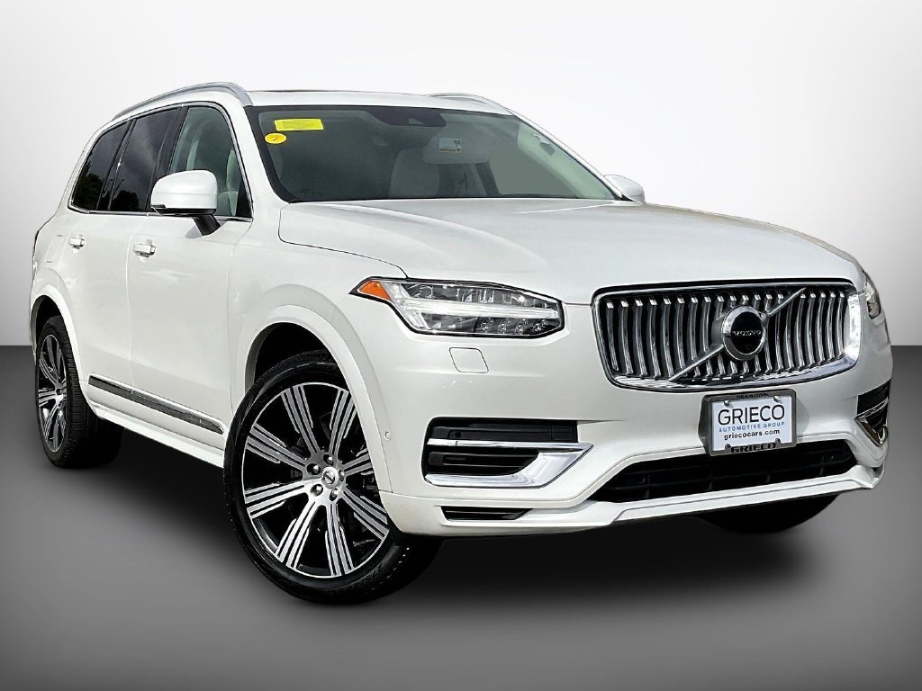 2022 Volvo XC90