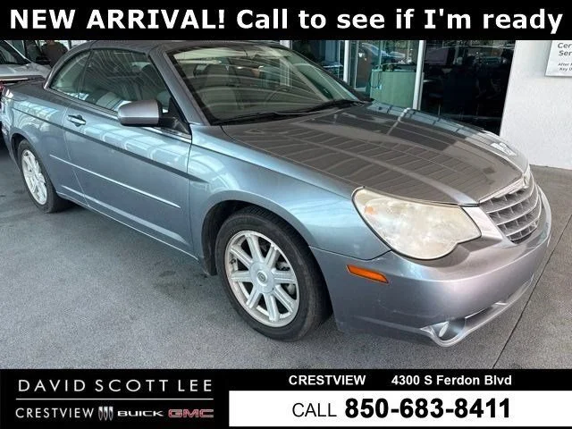 Used 2008 Silver Steel Metallic Clearcoat/black Vinyl Top Chrysler Touring image 1