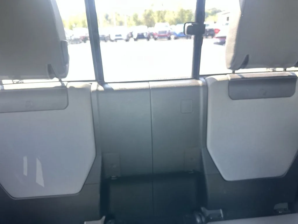 Used 2022 Silver Toyota SR image 13