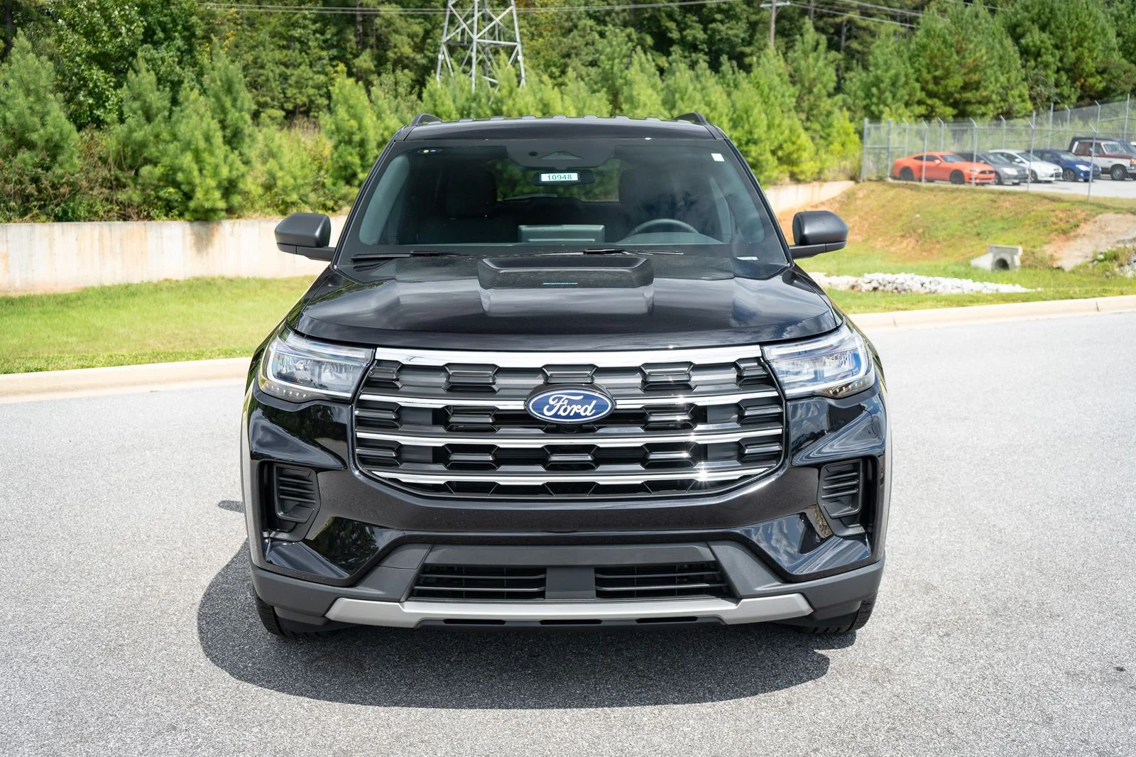 New 2027 Agate Black Metallic Ford Active image 2