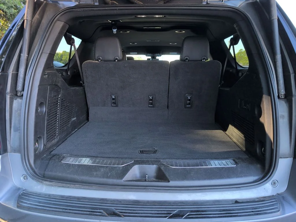 Used 2022 Gray Chevrolet Z71 image 28