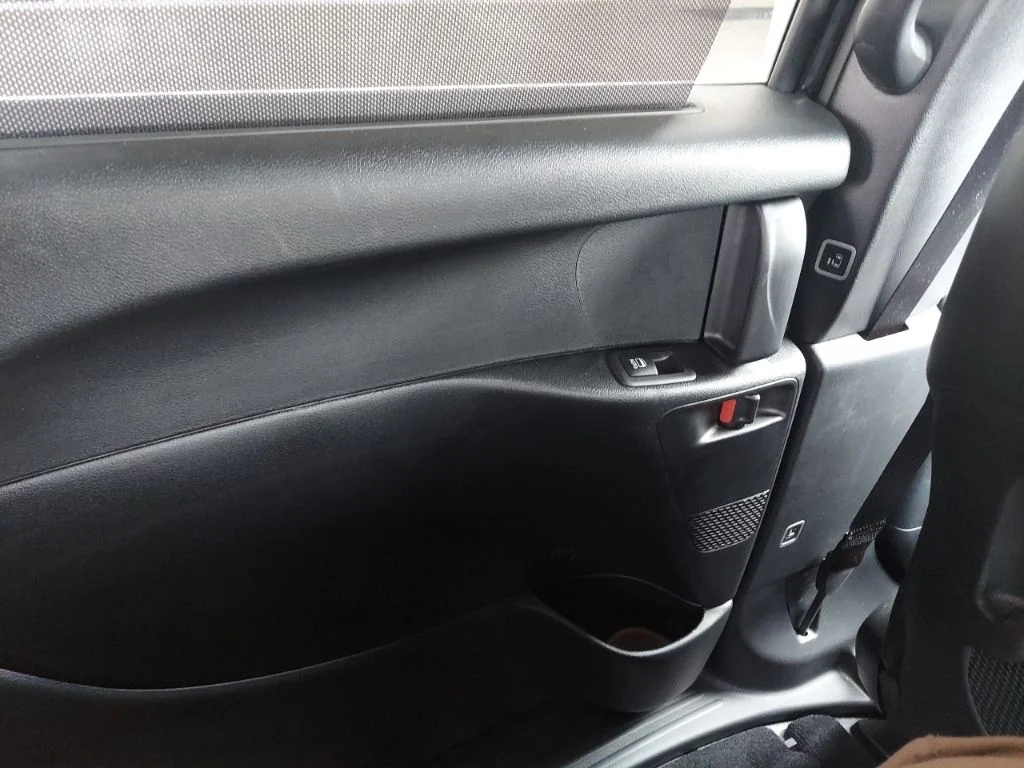 2026 Chrysler Pacifica Select - Photo 41