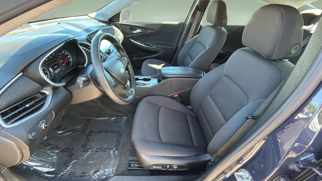 Used 2025 Black Chevrolet LT image 18